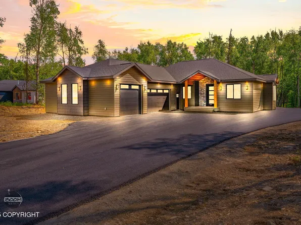 2046 W Cashatt Ave, Wasilla, AK 99654