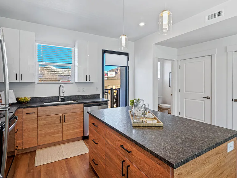 Current by Lotus Townhomes — Photo 48