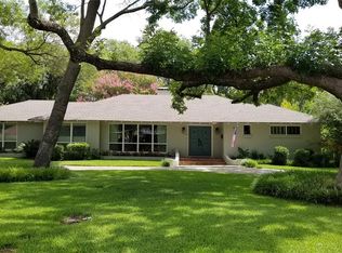 208 Overhill Dr, Waxahachie, TX 75165