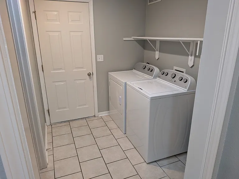 452 W Dogwood Ct — Photo 11