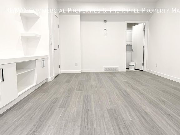 4th image of 117 Carringsby Ave NW #B