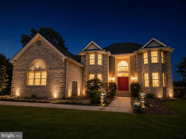 15 Scenic Dr, Ewing, NJ 08628