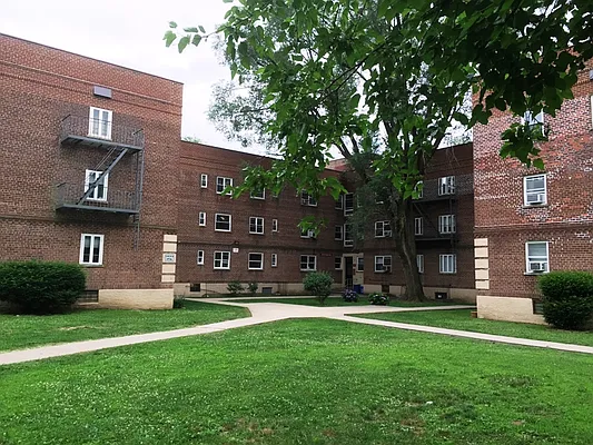 Rented by Prime Realty | media 8