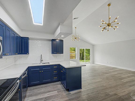 5th image of 2853 Hidden Springs Dr