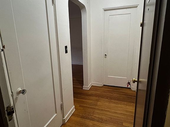 2nd image of 1631 Belmont Ave APT 108