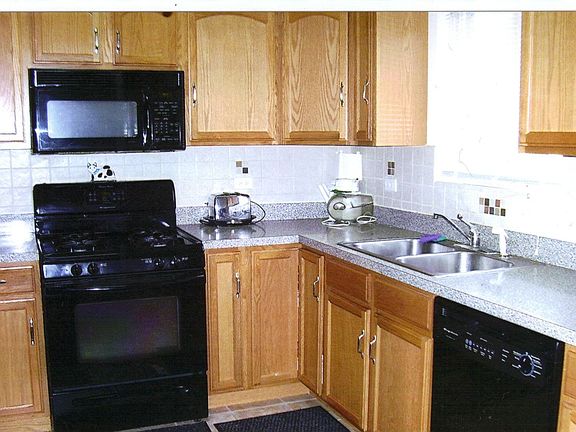 2nd image of 688 Madisen Ln