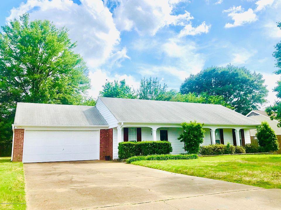 1st image of 3411 Golden Oaks Dr