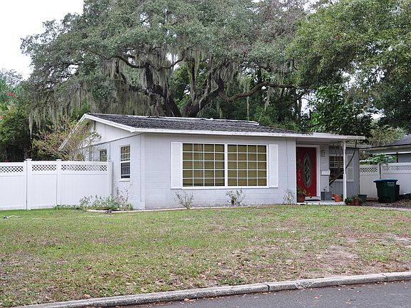 3rd image of 1980 E End Ave