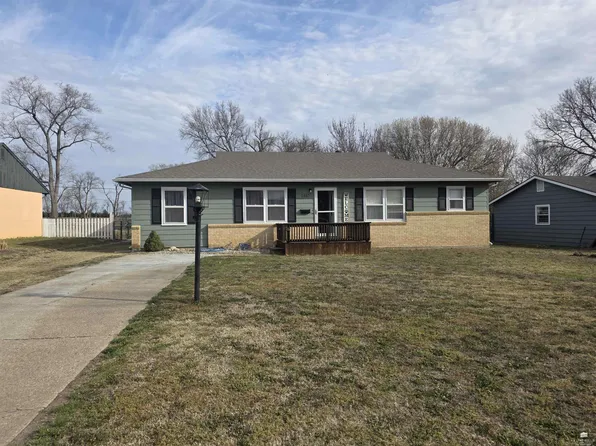1410 NW 4th St, Abilene, KS 67410