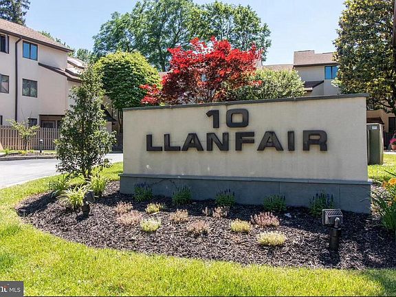 3rd image of 10 Llanfair Rd Unit 9