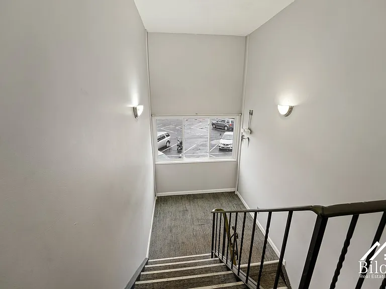 18 Lee Rd — Photo 10