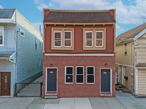 572 Nassau St Floor 2, Orange, NJ 07050