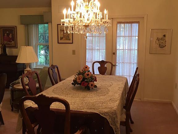 5th image of 1139A Thornbury Ln