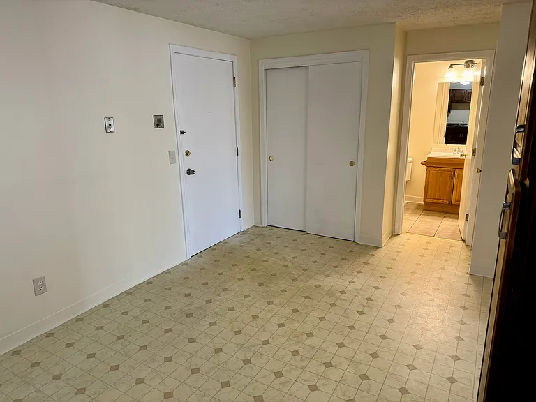 75 Log St #2B — Photo 7