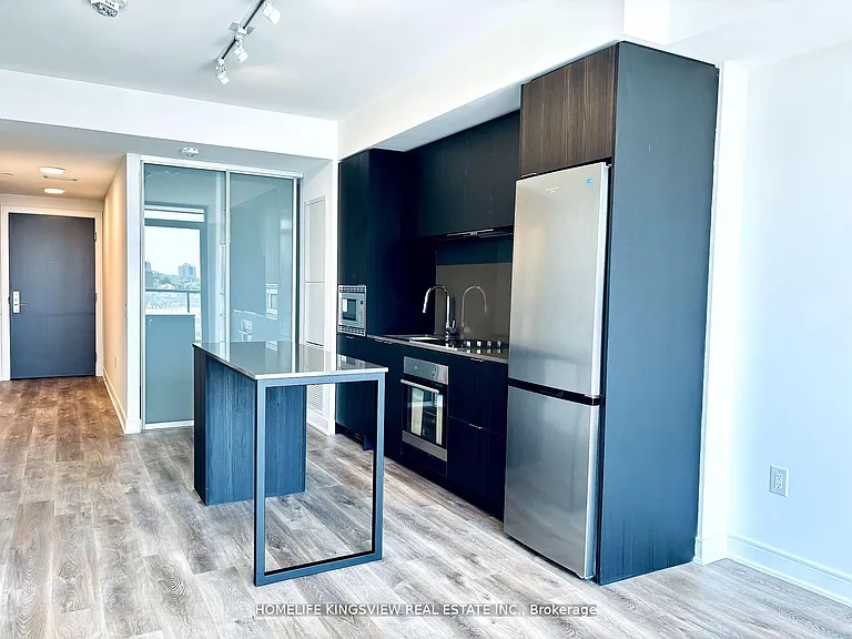 86 Dundas St E #522 — Photo 4