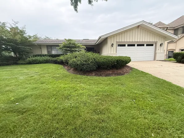 1117 Summit Hills Ln, Naperville, IL 60563