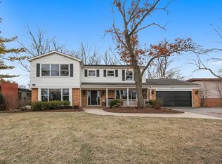 678 Lotus Pl, Highland Park, IL 60035