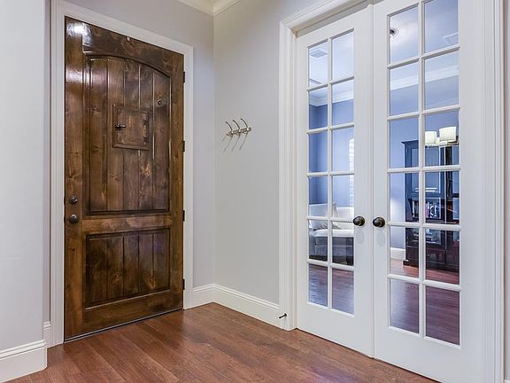 5th image of 10 Tiburon Ct