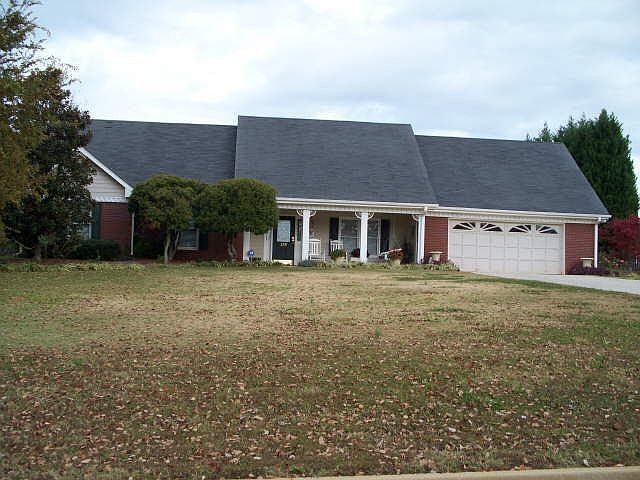 1st image of 138 Simeon Dr