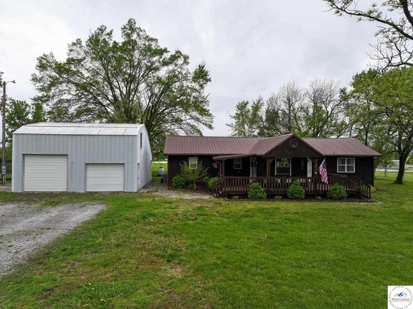 782 SE 250th Rd, Clinton, MO 64735