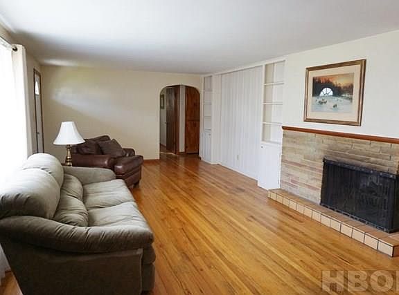 2nd image of 616 W Foulke Ave