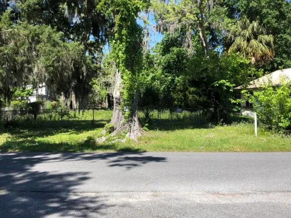 309 N Broadway St, Starke, FL 32091