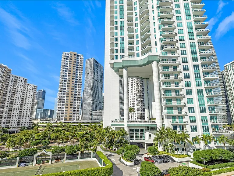 888 Brickell Key Dr #701 — Photo 8