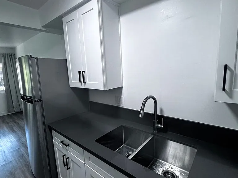 128 E Wakefield Ave. — Photo 6