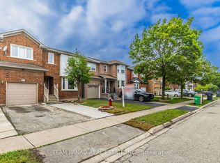 14 Shady Pine Cir, Brampton, ON L6R 1K2