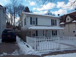 1st image of 114 Van Buren St