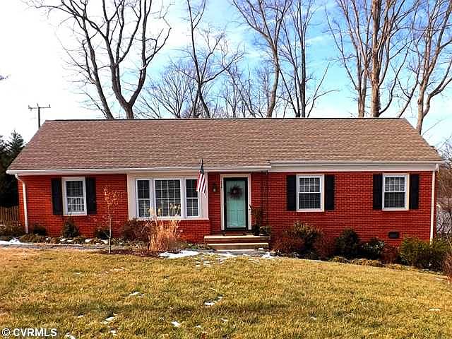 1st image of 534 Cedarbrooke Ln