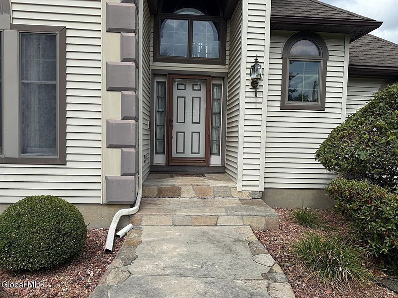 5th image of 156 Hickory Ridge Road