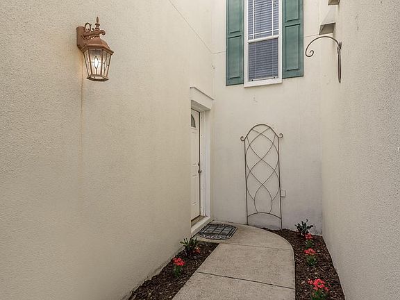 3rd image of 4417 W Fig St