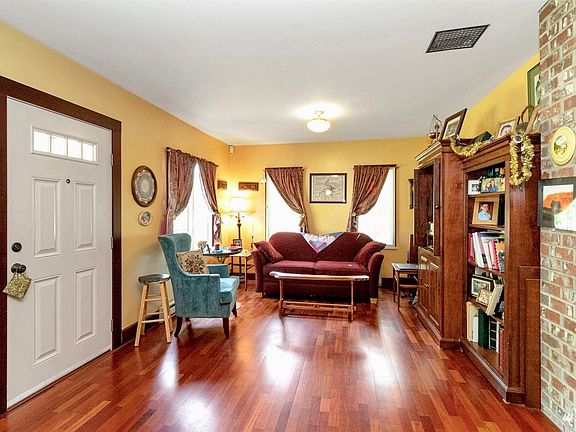 3rd image of 3226 87th Avenue NE