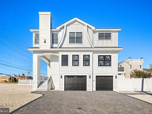 1 E 49th St, Beach Haven, NJ 08008