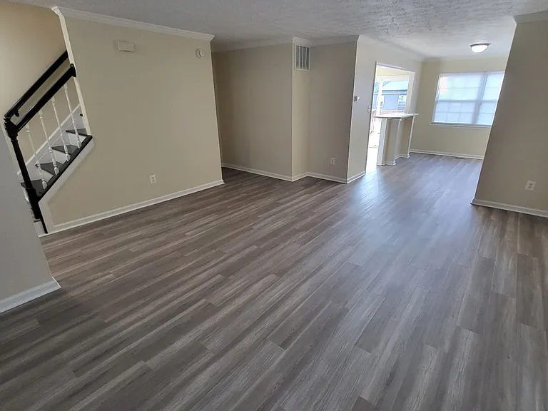 26 Sylvan Park Ct — Photo 13