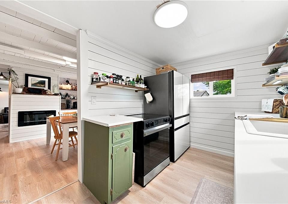 10th image of 5638 Greenhorn Rd