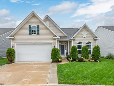 7560 Greenlawn Dr, North Ridgeville, OH, 44039