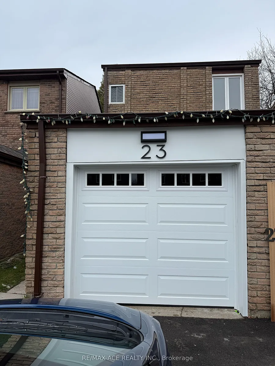 Building Photo - 23 Riviera Dr #BASEMENT
