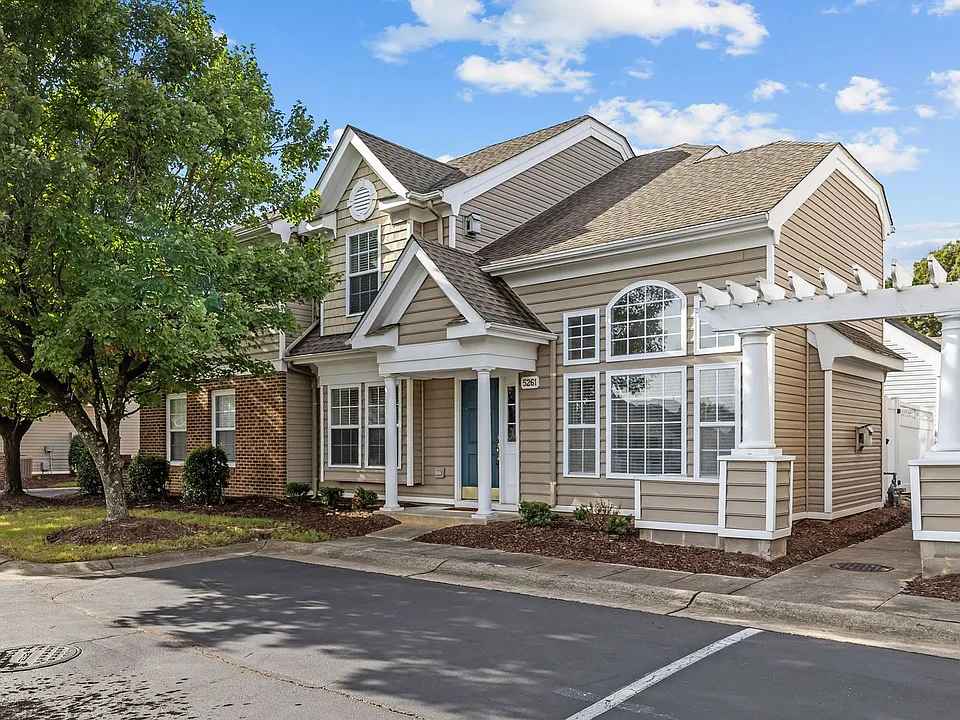 5261 Spring Cove Way