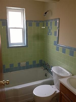 5th image of 1703 Cedar Ave APT 4