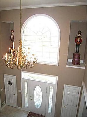 2nd image of 306 Kerry Ct