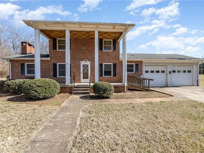 1053 Three Brothers Rd, Yadkinville, NC, 27055