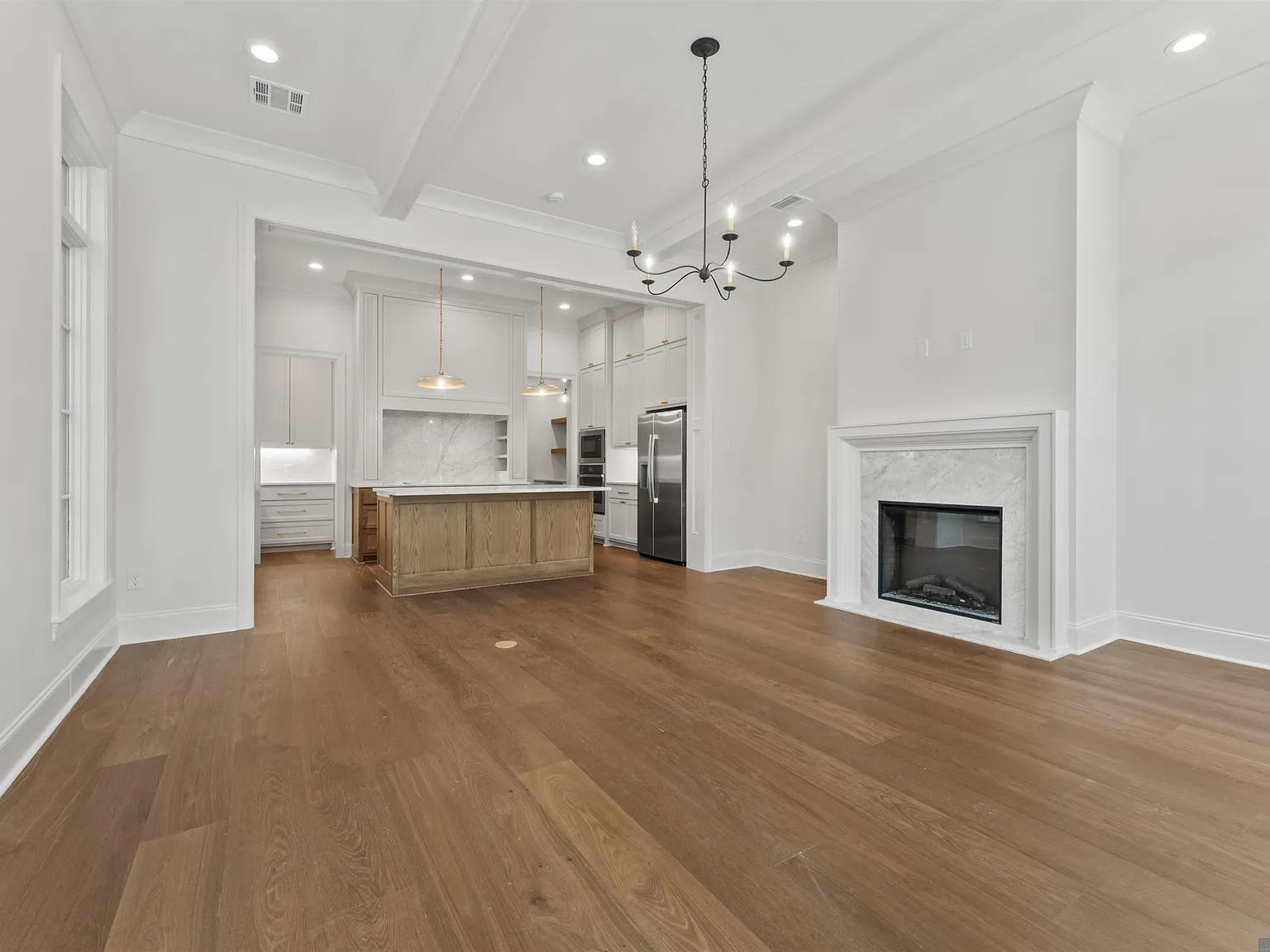 3 bed, 1771 sqft, $3,500 — Photo 3