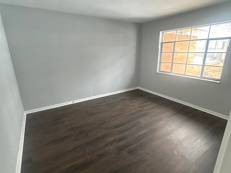 2701 Evergreen Rd — Photo 7