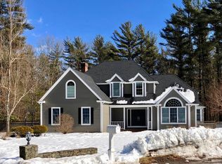 1 Buck Knoll Rd, Raynham, MA 02767