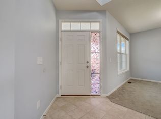 8014 Spring Lake Ln, Shakopee, MN 55379