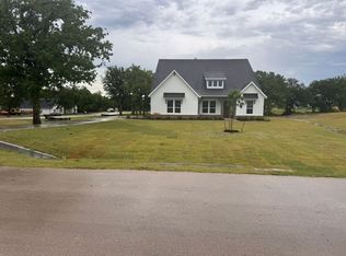 160 Oak Grove Way, Springtown, TX 76082