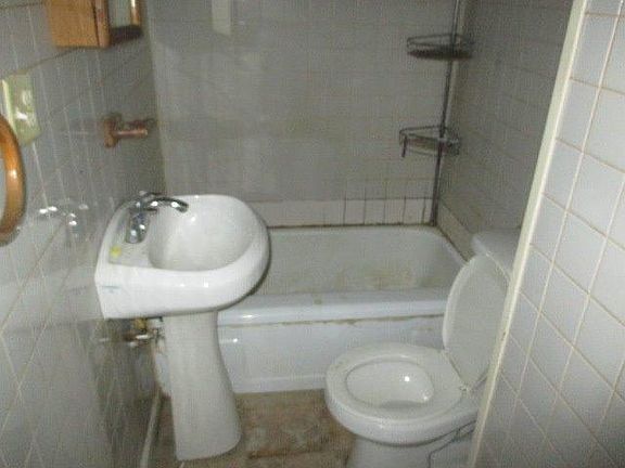 5th image of 11945 1st Ave