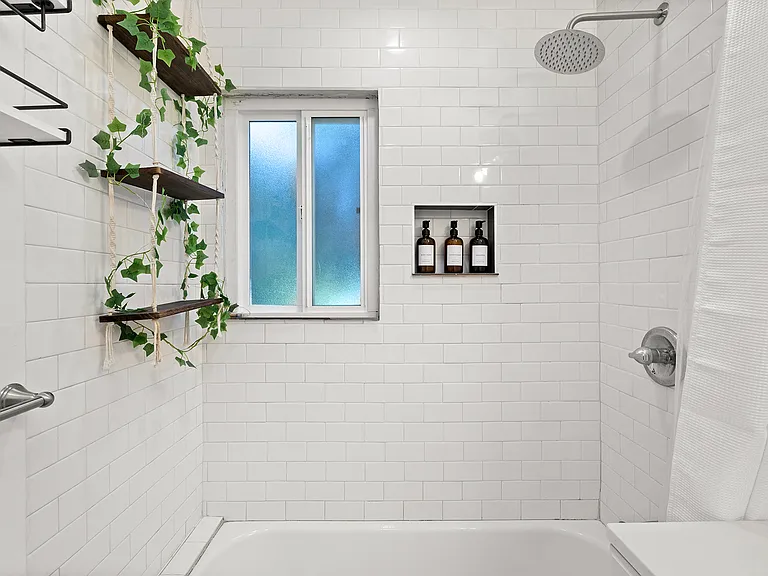 8411 Kittyhawk Ave — Photo 15